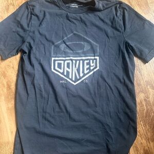 Oakley Men’s Black Graphic Shield Logo Tee